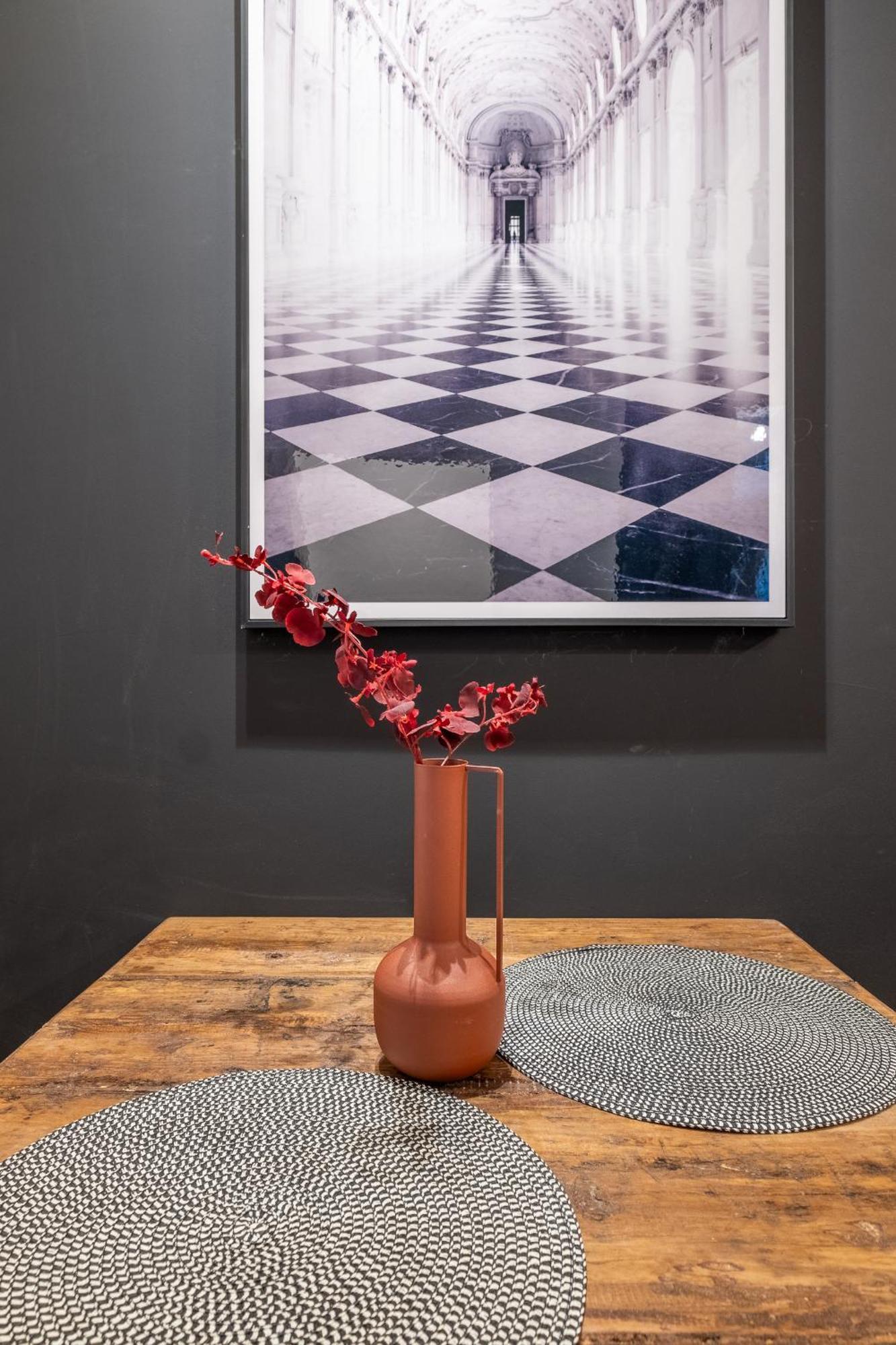 Central Art-Inspired Flat With Private Garage Sófia Exterior foto