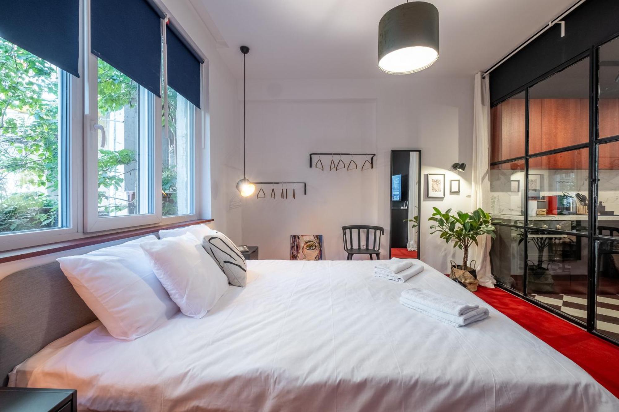 Central Art-Inspired Flat With Private Garage Sófia Exterior foto